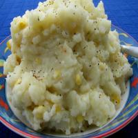 Garlic Mashed Potatoes With Corn_image