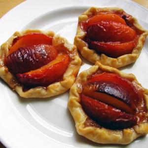 Chef John's Peach Tartlets_image
