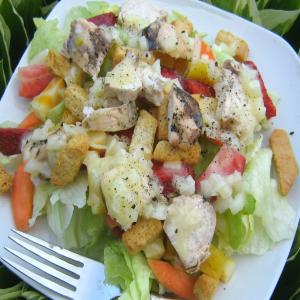 Fruity Grilled Chicken Salad Supper_image
