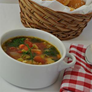 Judy's Hearty Vegetable Minestrone Soup_image