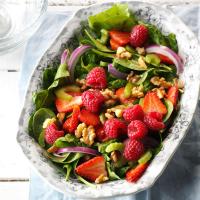 Green Salad with Berries_image