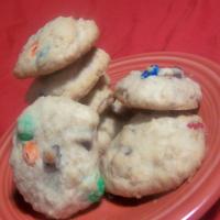 M&m Chocolate Chip Oat Cookies_image