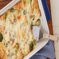 Cheesy Pancetta and Broccoli Biscuit Bake_image