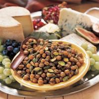 Spicy Toasted Garbanzo Beans and Pistachios_image