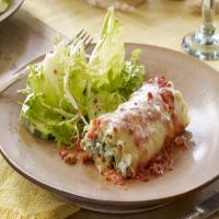 Spinach-Chorizo Lasagna Roll-Ups image