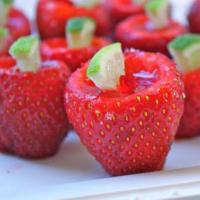 Strawberry Margarita Jello Shots Recipe - (4.4/5)_image