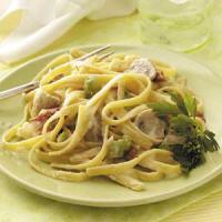 Fettuccine with Mushrooms and Tomatoes_image
