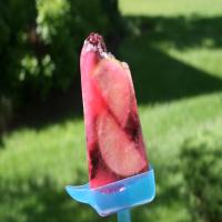 Blackberry-Lime Gin and Tonic Ice Pops image