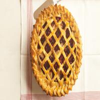 Pear-Cranberry Pie with Faux Lattice_image