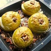 Baked Apples with Pecans and Maple Syrup_image