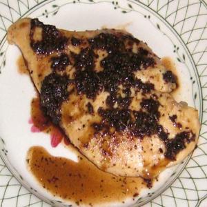 Pan Glazed Chicken with Basil_image