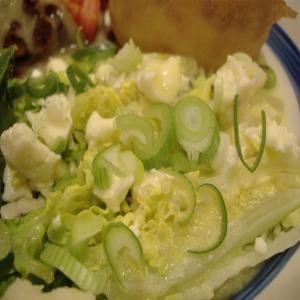 Little Gems With Blue Cheese Dressing_image