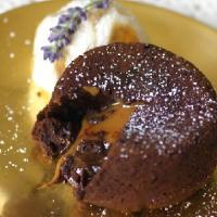 Molten Chocolate Cake w/Caramel Center_image
