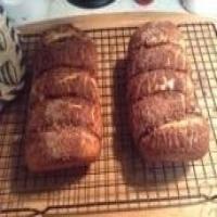 Dollywood's Famous Cinnamon Bread_image