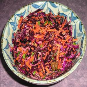 Red Cabbage and Carrot Salad_image