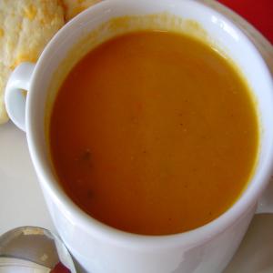 Roasted Tomato Soup With Fresh Basil_image