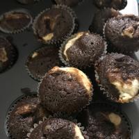 Brownie Cheesecake Cupcakes_image