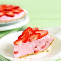 Cool 'n Easy Strawberry Pie_image