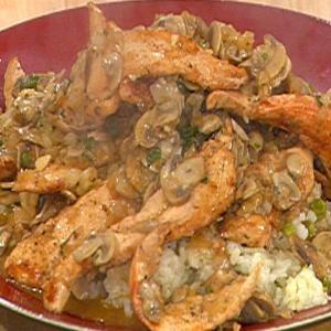 One Pot Chicken Dish over Cheesy Rice_image