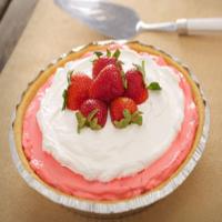 KOOL-AID Summer Strawberry Pie image