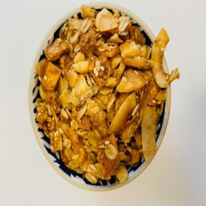 Crunchy Golden Tropical Granola image
