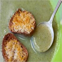 Pureed Potato and Broccoli Soup With Parmesan Croutons_image