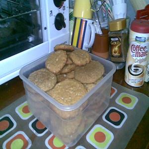 Crispy Oatmeal Cookies, Petit-Fort_image