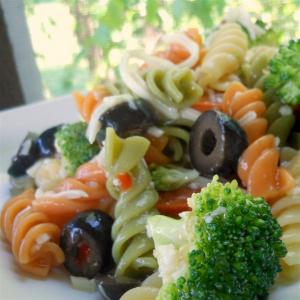 Rainbow Pasta Salad_image