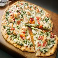 Grilled Spinach-Alfredo Pizza image