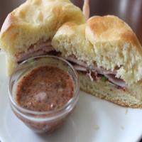 Ham-Filled Biscuits With Honey-Mustard Dipping Sauce_image