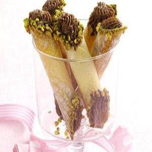 Chocolate Anise Cannoli Recipe_image