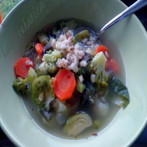 Broccoli and Barley Vegetable Soup_image