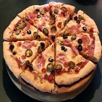 Sourdough Pizza Crust_image