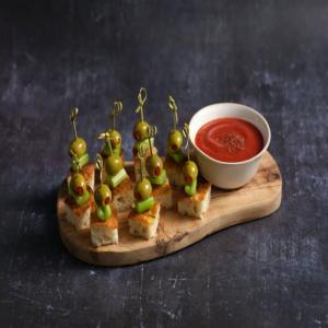 Bloody Mary Dip with Focaccia Skewers_image