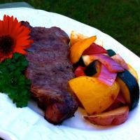 Planked New York Strip Steak with Grilled Veggies_image