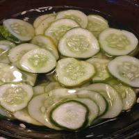 Marinated Cucumbers_image