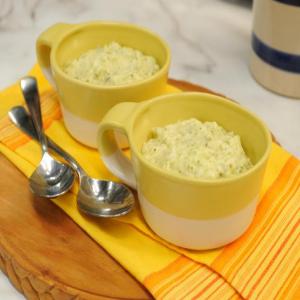 Mashed Potatoes with Pesto and Whipped Cream_image
