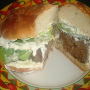 Firecracker Burgers With Cooling Lime Sauce_image