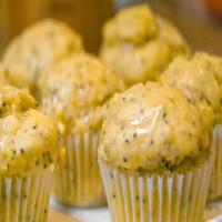 Spring Essentials: Lemon/Orange Poppy Seed Muffins_image