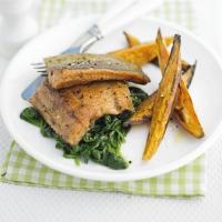 Spiced trout with sweet potato chips image