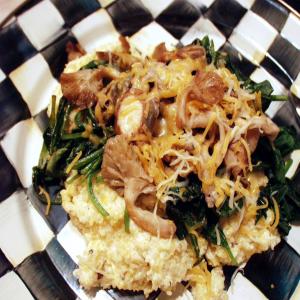 Goat's Cheese Polenta With Mushrooms_image