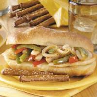 Chicken 'n' Pepper Subs_image