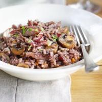Red wine risotto with duck & garlicky mushrooms_image