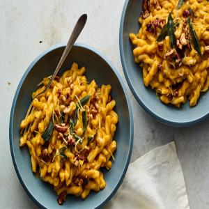 Creamy Butternut Squash Pasta With Sage and Walnuts_image
