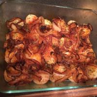 Brilliant Potatoes With Paprika and Caramelized Onions_image