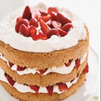 Strawberry and Cream Cake with Cardamom Syrup_image