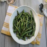 Sauteed Green Beans with Garlic and Pepper image