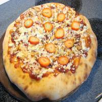 Sweet Fruit Pizza That Looks Like a Regular Pizza!_image