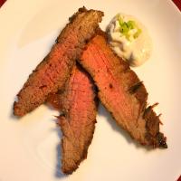 Flank Steak with Horseradish Sauce_image