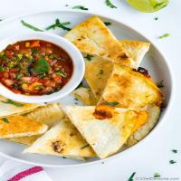 Cheesy Baked Tortilla Chips_image